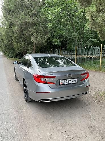 Транспорт: Honda Accord: 2018 г., 1.5 л, Автомат, Бензин, Седан — 3