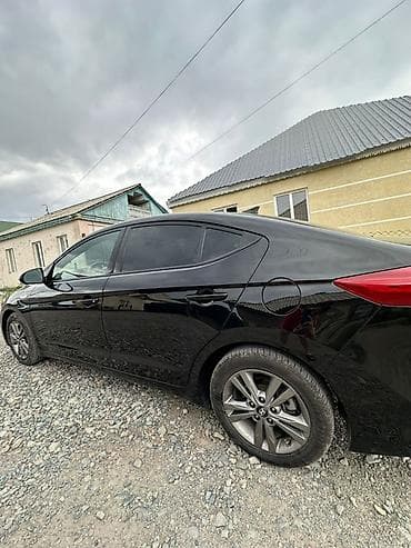 matiz 2013: Hyundai Elantra: 2018 г., 2 л, Автомат, Бензин, Седан — 2