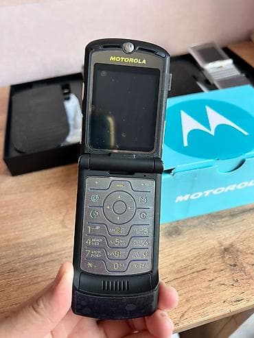 jbl tune 510bt: Подборка кнопочных телефонов-«классиков» в коробках: 1) Motorola RAZR — 4