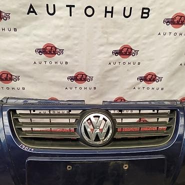 jetta 6: Решетка радиатора Toyota Б/у, Оригинал — 1