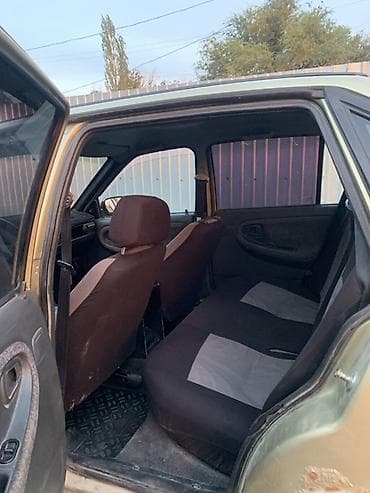 Унаа сатуу: Daewoo Nexia: 2007 г., 1.5 л, Кол менен иштөөчү, Бензин, Седан — 4