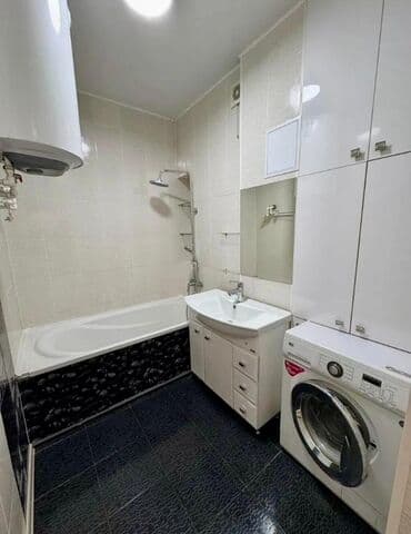 купить квартиру в микрорайоне бишкек: 3 комнаты, 62 м², 106 серия, 8 этаж, Косметический ремонт — 3