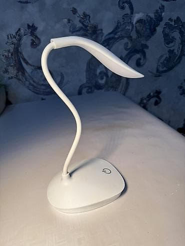 foldable table: Настольная светодиодная лампа с гибкой шейкой - Компактная LED‑лампа — 2