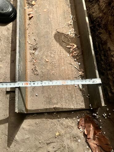 Швейллер ширина 23 см, длина 220 см.
Советский метал. Самовывоз