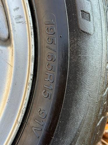 р18 r18: Колеса в сборе 195 / 65 / R 15, Б/у, 1 шт, Литые, отверстий - 5 — 3