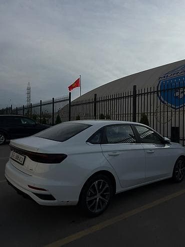 Транспорт: Geely Emgrand: 2023 г., 1.5 л, Автомат, Бензин, Седан — 5