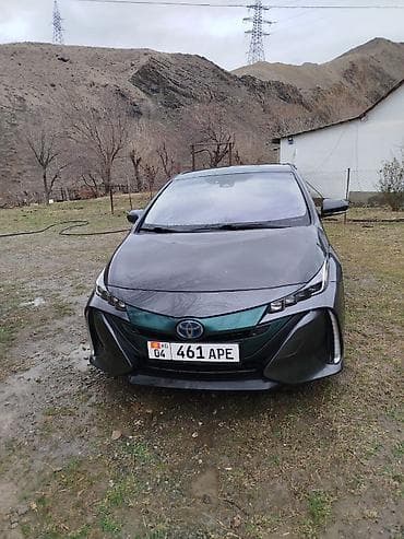 camry 50 xle: Toyota Prius: 2017 г., 1.8 л, Автомат, Гибрид, Хэтчбэк — 2