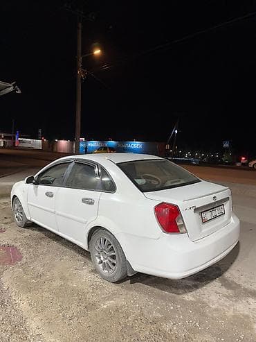 Daewoo: Daewoo Gentra: 2004 г., 1.6 л, Механика, Бензин, Седан — 2