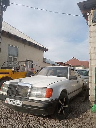 сапог спринтер: Mercedes-Benz W124: 1989 г., 2.5 л, Механика, Дизель, Седан — 1