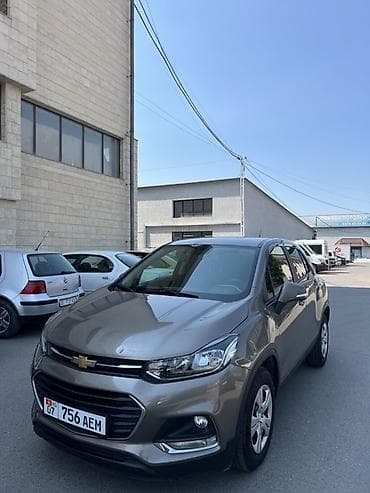 spark 2017: Chevrolet Trax: 2020 г., 1.6 л, Автомат, Бензин, Кроссовер — 2