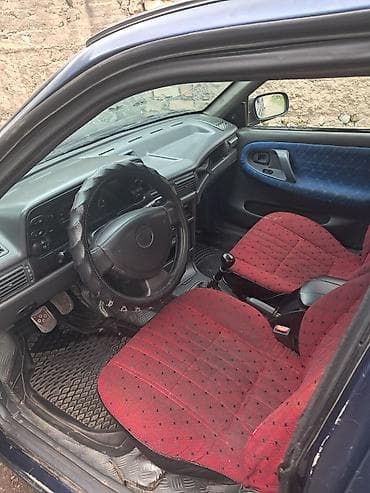 авто мазда примаси: Daewoo Nexia: 1995 г., 1.5 л, Механика, Бензин, Седан — 4