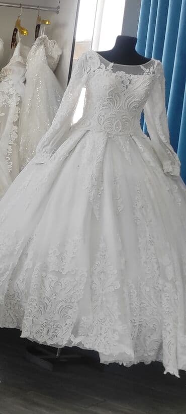 пышное фатиновое свадебное платье: Свадебное платье, One size, Б/у — 6