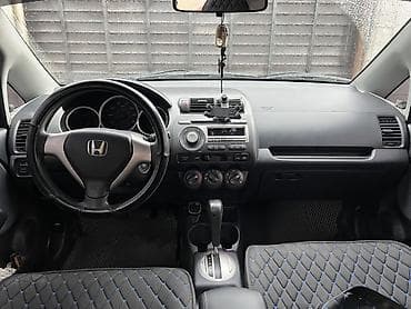 битих фит: Honda Fit: 2008 г., 1.5 л, Вариатор, Бензин, Хэтчбэк — 9