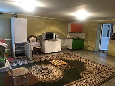 Дома: Дом, 300 м², 10 комнат, Риэлтор — 10