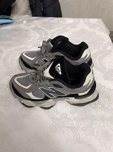 Кроссовки и спортивная обувь: Мужские кроссовки, 35, New Balance, Новый, цвет - Серый, Бесплатная доставка — 1