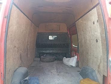 спринтер фура: Ford Transit: 2000 г., 2.4 л, Механика, Дизель, Фургон — 4