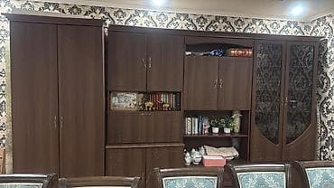 мини стенки: Стенка-шкаф, Тип стенки-шкафа: Модульная, Для зала, Особенности: Для хранения посуды — 1