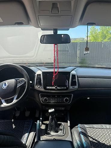 очки анти фар: Ssangyong Rexton Sports: 2018 г., 2.2 л, Механика, Дизель, Внедорожник — 8