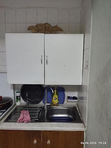 dinner table: Продаю кухонный гарнитур б/у + телевизор Hisense 32 диагональ б/у + — 3
