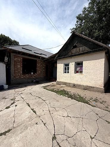 комнат: 🏡 ПРОДАЕТСЯ ДОМ В СОКУЛУКЕ 🏡 📍 Отличное расположение, вся — 3