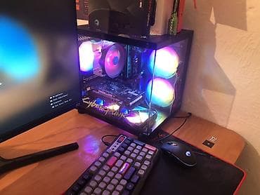 Игровой ПК с подсветкой RGB и стеклянной боковой панелью