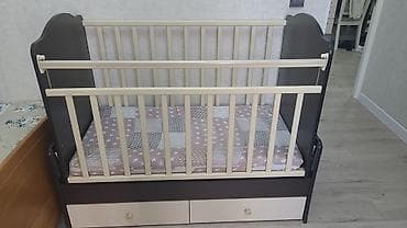 gravity falls: Детская кроватка с маятниковым механизмом и выдвижными ящиками. - — 1