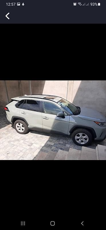 Toyota RAV4: 2019 г., 2.5 л, Автомат, Гибрид, Кроссовер — 3