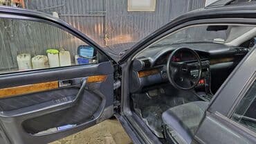полик нексия 2: Audi 100: 1993 г., 2.6 л, Автомат, Бензиновая, Универсал — 10