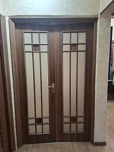 Межкомнатные двери в классическом стиле - Материал: ламинированное at lalafo.kg Межкомнатные двери в классическом стиле - Материал: ламинированное