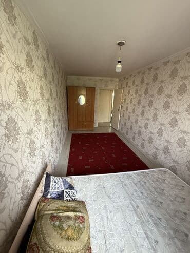 квартира на мецяс: 1 комната, С мебелью частично — 3