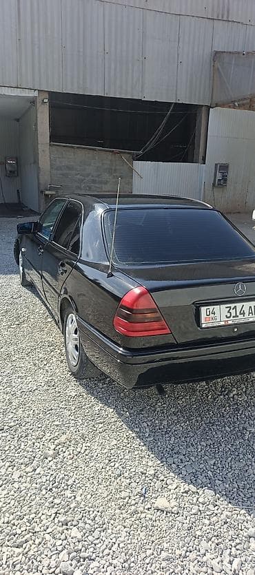 Транспорт: Mercedes-Benz 190: 1995 г., 1.8 л, Автомат, Бензин, Седан — 3