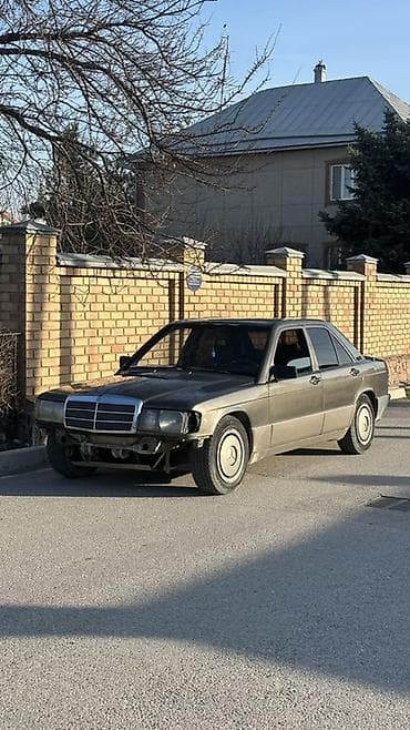 w210 e320: Mercedes-Benz 190: 1991 г., 1.8 л, Механика, Бензин, Седан — 3
