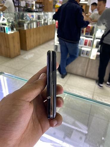 poco 2: Nokia 1, Б/у, цвет - Черный, 2 SIM — 3