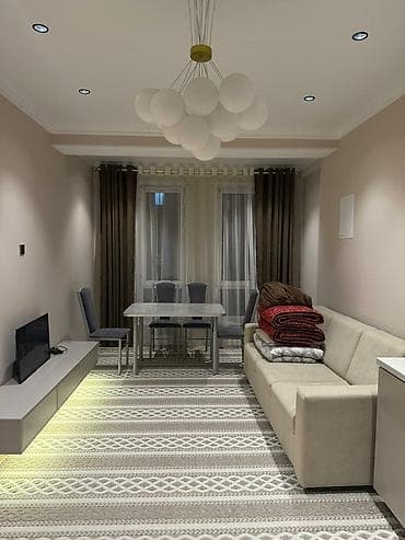 Очок: Студия с современной отделкой и мебелью сдается на долгий срок, мкр — 5