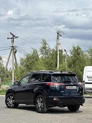 step 2: Toyota RAV4: 2018 г., Газ — 2