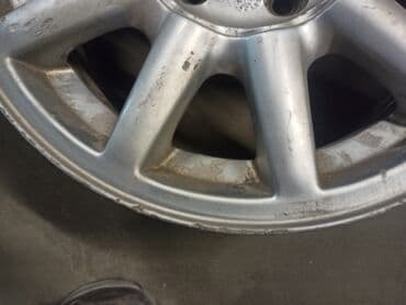 продаю титан диск на ниву: Литые Диски R 15 Audi, Комплект, отверстий - 5, Б/у — 2