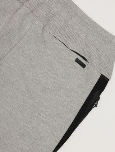 штаны с бабочкой: Оригинальные повседневно-спортивные брюки Pull & bear с карманами — 2