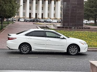 Продажа авто: Toyota Camry: 2017 г., 2.5 л, Вариатор, Гибрид, Седан — 4