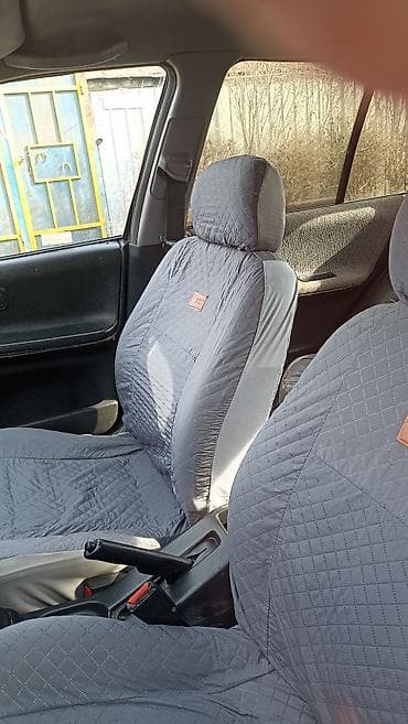 wagon r: Nissan Sunny: 1992 г., 1.4 л, Механика, Бензин, Хэтчбэк — 5