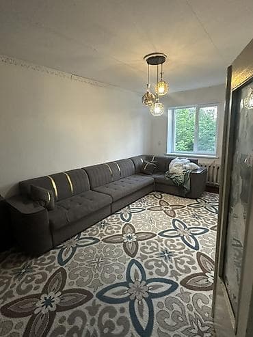 105: 3 комнаты, 72 м², 105 серия, 4 этаж — 4
