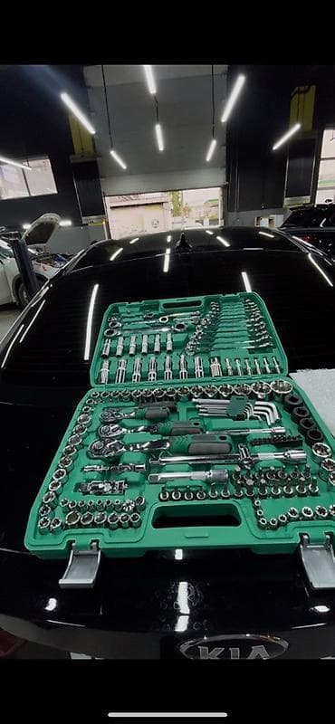 автомобильный набор: Набор инструментов 151PCS в прочном пластиковом кейсе - Полный — 2