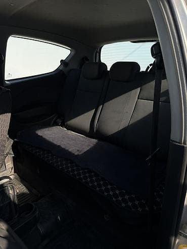 Продажа авто: Chevrolet Aveo: 2008 г., 1.4 л, Механика, Бензин, Хэтчбэк — 7