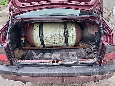 Volkswagen: Volkswagen Vento: 1993 г., 1.8 л, Газ, Седан — 9