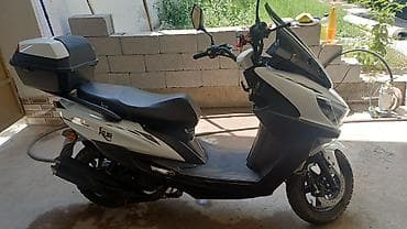 самурай сукутер: Скутер KJR (Racing) белый с черными вставками - Кузов: городской — 2