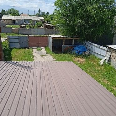 сколько стоят двухэтажные дома: 7 комнат Продаётся частный дом с большим земельным участком. - — 9