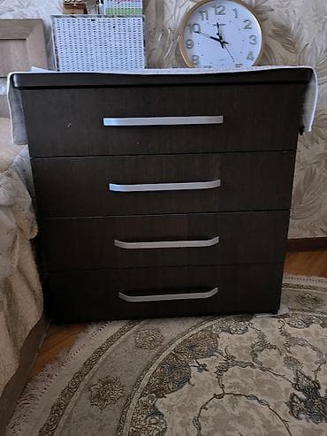 Продается комод очень вместительный! продается из за того что не