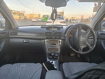rav4 2010: Toyota Avensis: 2003 г., 1.8 л, Автомат, Бензин, Хэтчбэк — 4