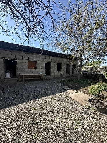 продаю дом с люксембург: 📍В Сокулуке по первой линии трассы продаётся дом на участке 13.5 — 3