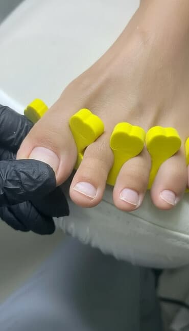 требуется мастер наращивания ресниц: Требуется мастер ногтевого сервиса! Центр города Район Филармонии — 1