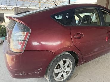 Toyota Prius: 2003 г., 1.5 л, Гибрид, Хэтчбэк — 7